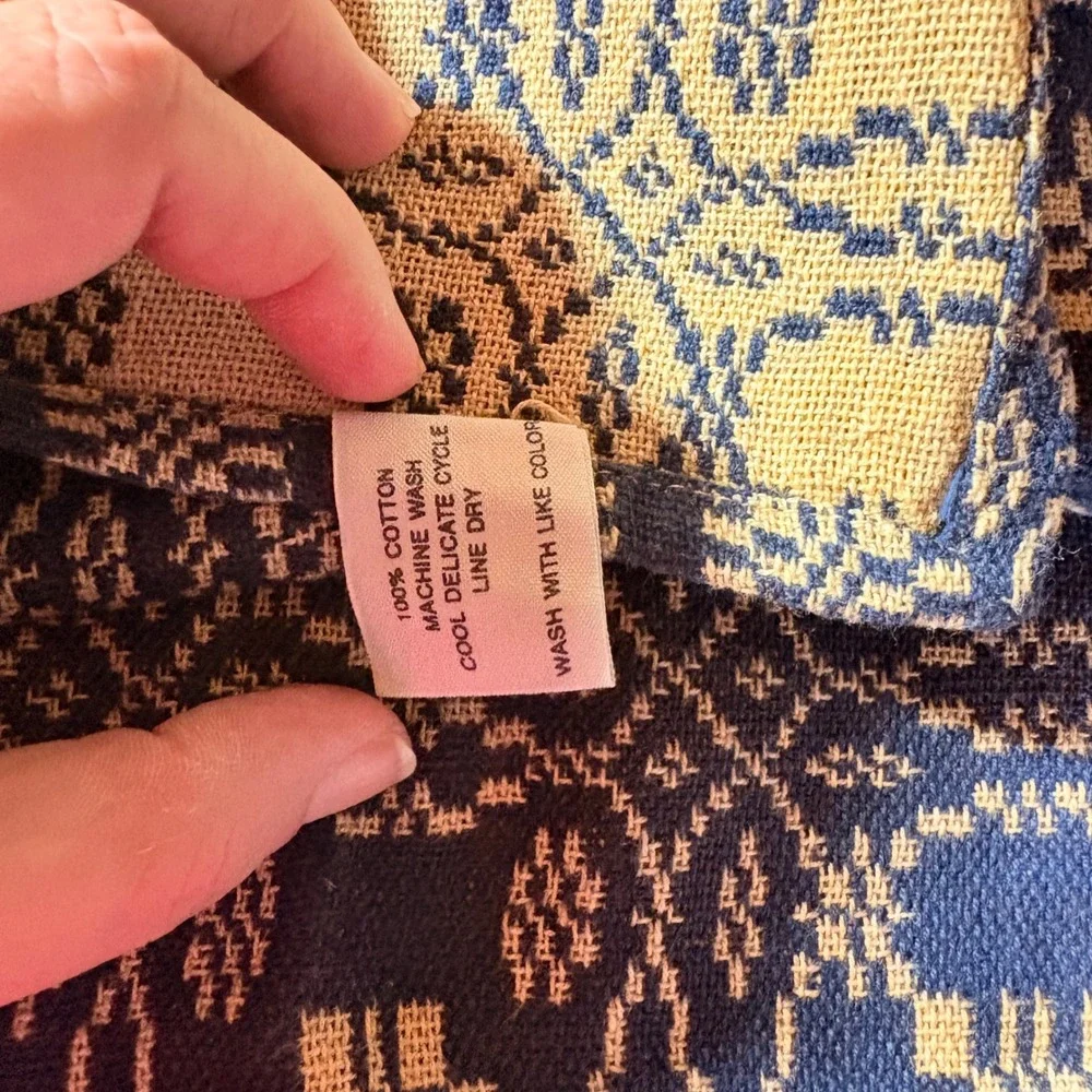 Park Imports jacquard includes